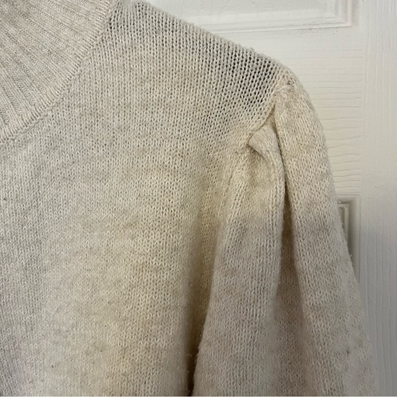 Universal Thread Puffy Sleeve 3/4 Zip Sweater Size XL - Picture 3 of 6